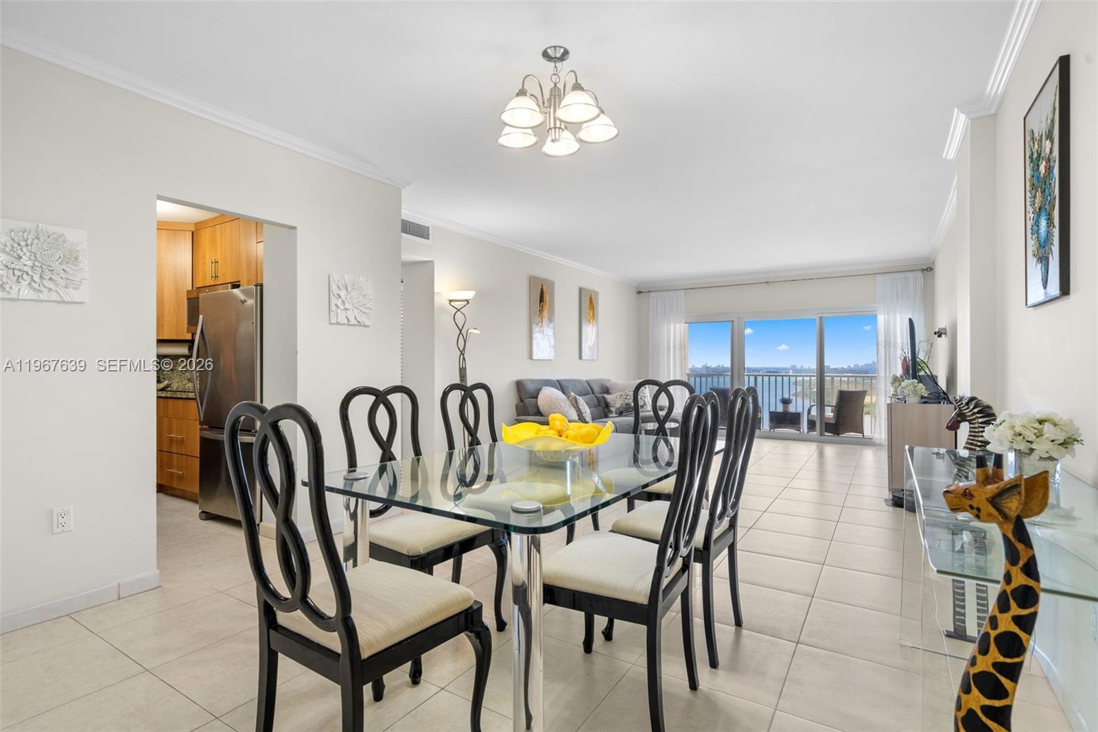 1910 2 / 2 1220 sq. ft. $ 2026-02-18 0 foto