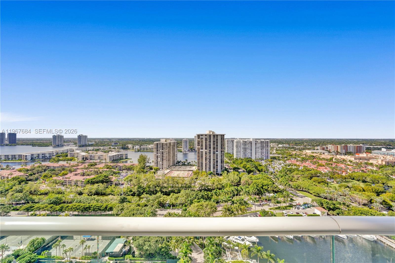 2404 3 / 3 2690 sq. ft. $ 2026-02-18 0 foto