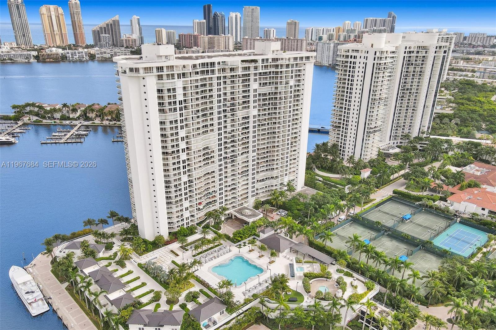 2404 3 / 3 2690 sq. ft. $ 2026-02-18 0 foto