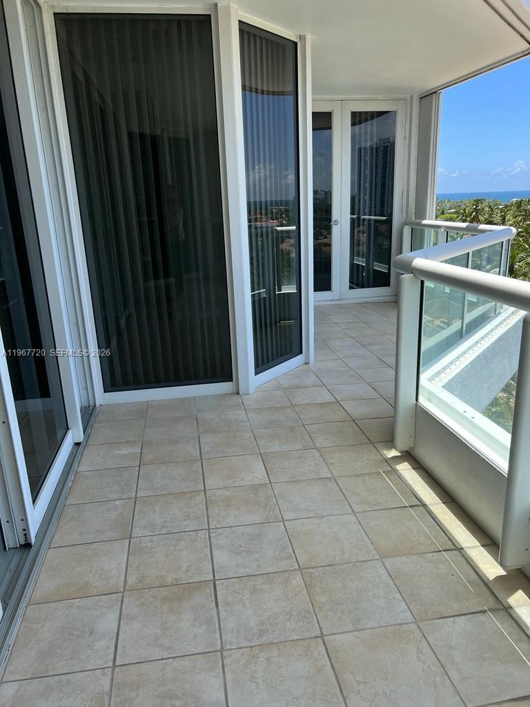 Photo of 21055 Yacht Club Dr  #1009, Aventura, Florida, 33180 - 