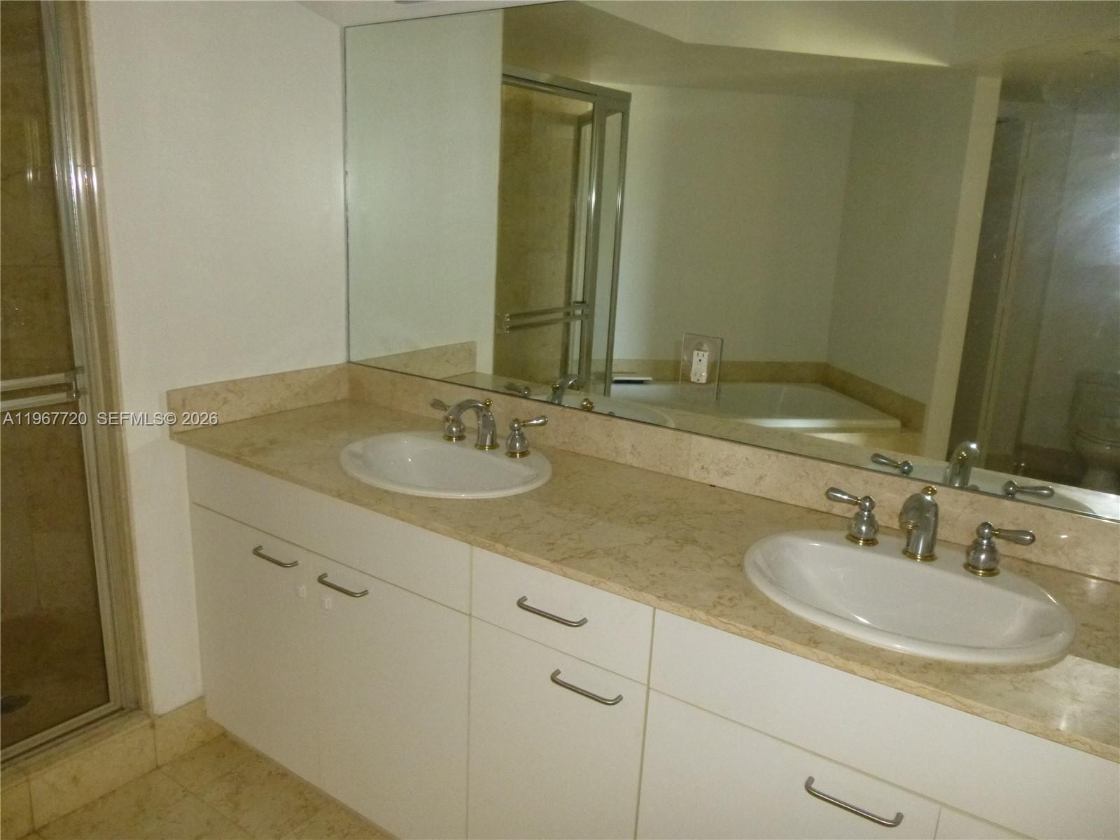 Photo of 21055 Yacht Club Dr  #1009, Aventura, Florida, 33180 - 