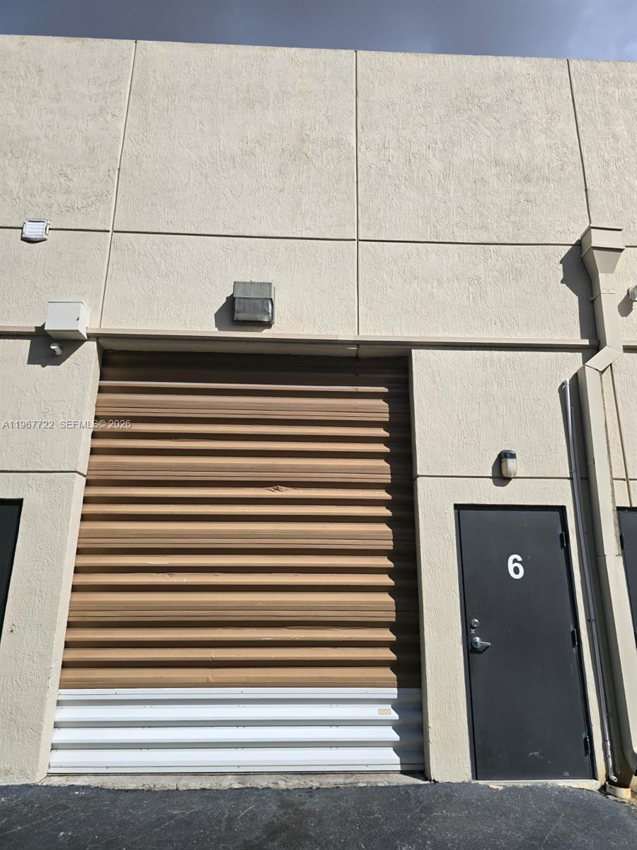 6 & 7  /   sq. ft. $ 2026-02-18 0 foto