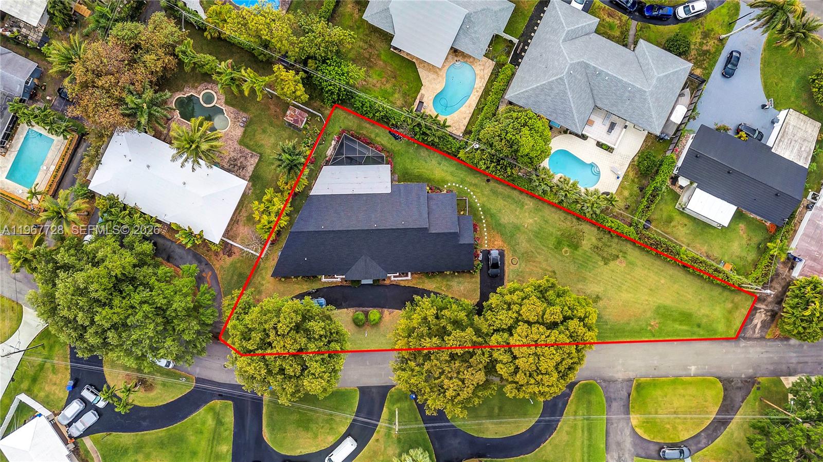   /   кв.футов $ 2026-02-18 0 Фото