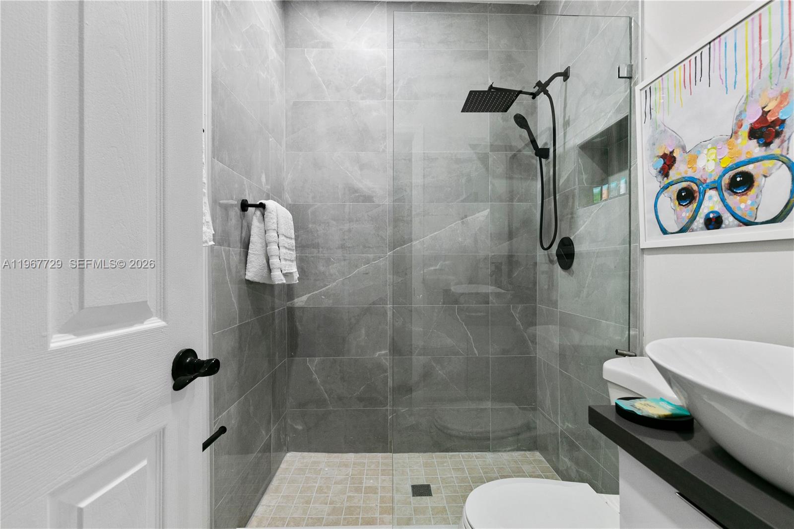   /   кв.футов $ 2026-03-05 0 Фото