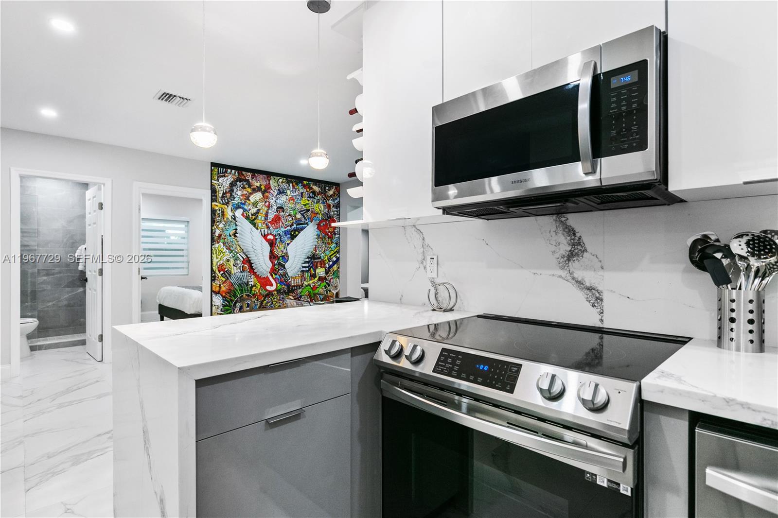   /   кв.футов $ 2026-03-05 0 Фото