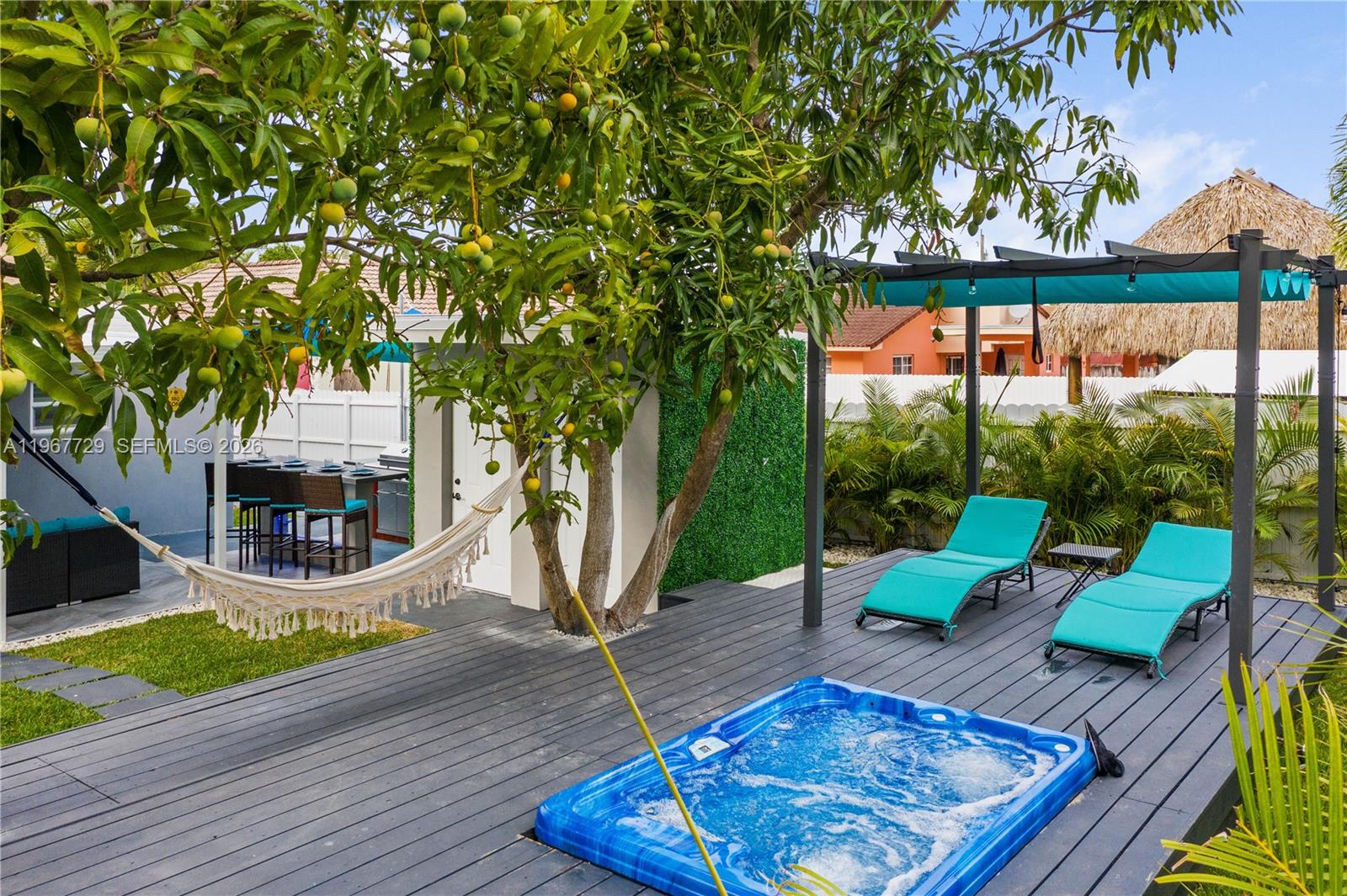   /   кв.футов $ 2026-03-05 0 Фото