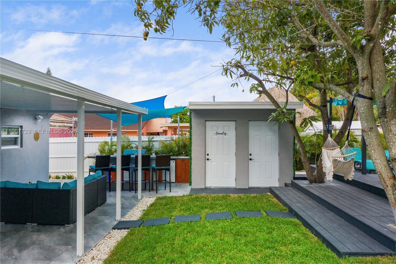   /   кв.футов $ 2026-03-05 0 Фото