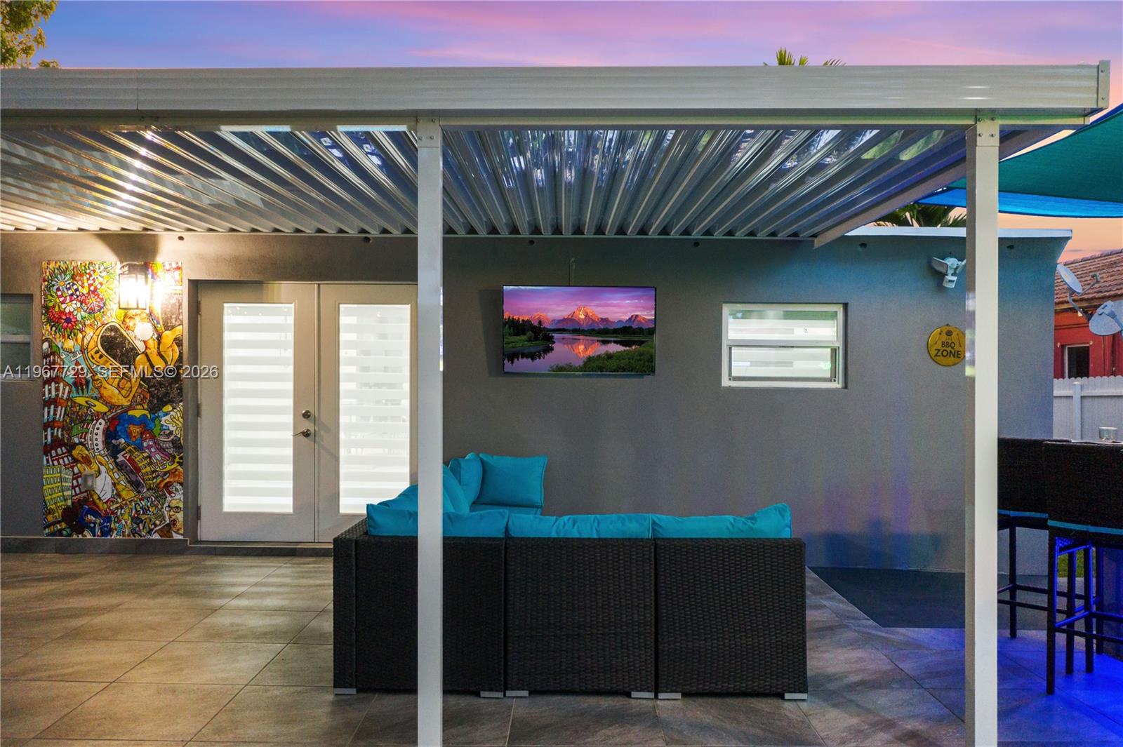   /   кв.футов $ 2026-03-05 0 Фото