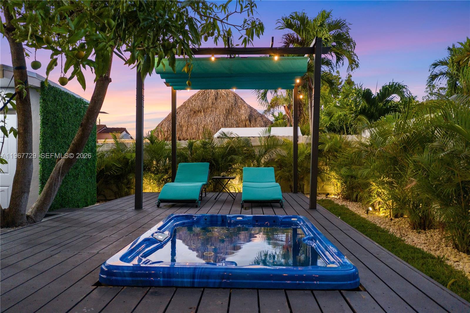   /   кв.футов $ 2026-03-05 0 Фото