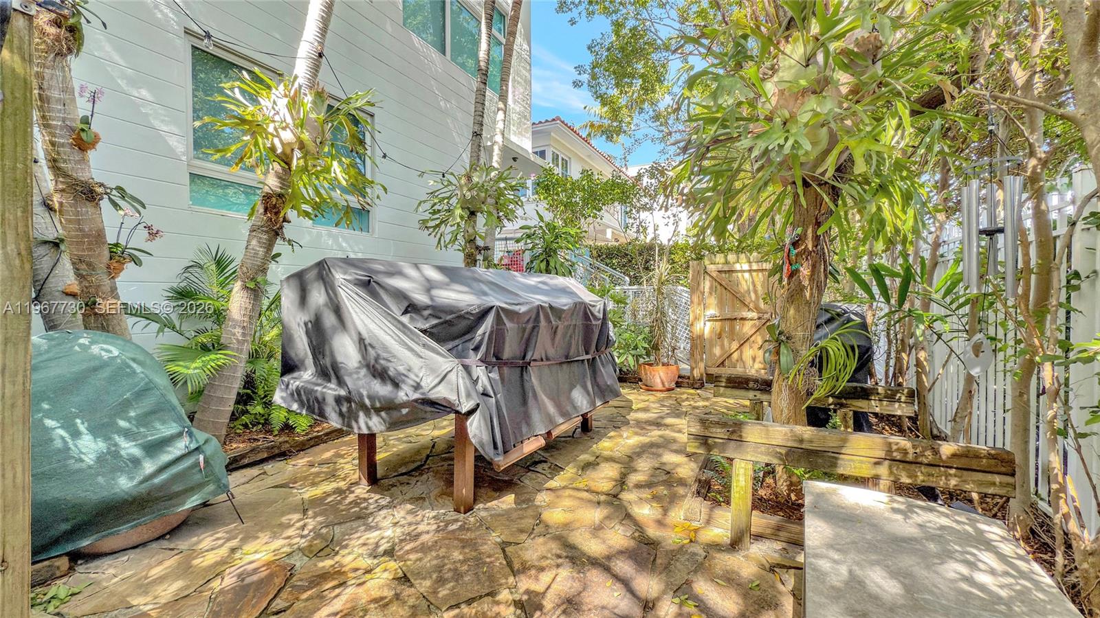   /  2809 кв.футов $ 2026-02-18 0 Фото