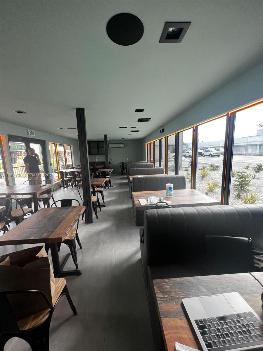 Ver detalles / sq. ft. $ 2026-02-18 0 foto