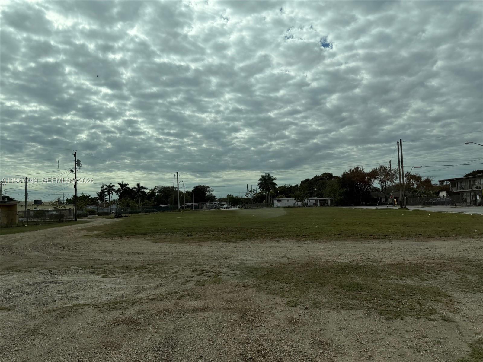   /   sq. ft. $ 2026-02-18 0 foto