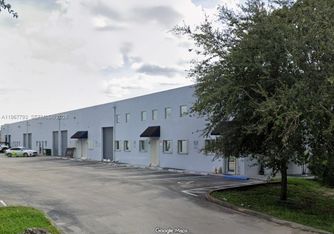 10  /   кв.футов $ 2026-02-18 0 Фото