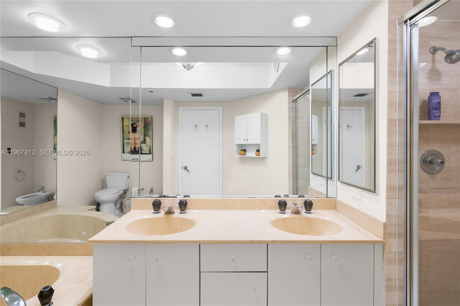 Photo of 20281 Country Club Dr  #403, Aventura, Florida, 33180 - 