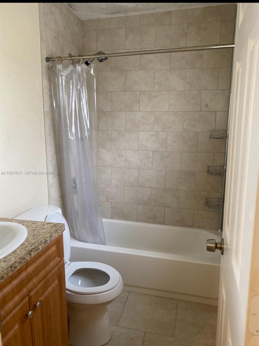   /  3244 кв.футов $ 2026-02-18 0 Фото