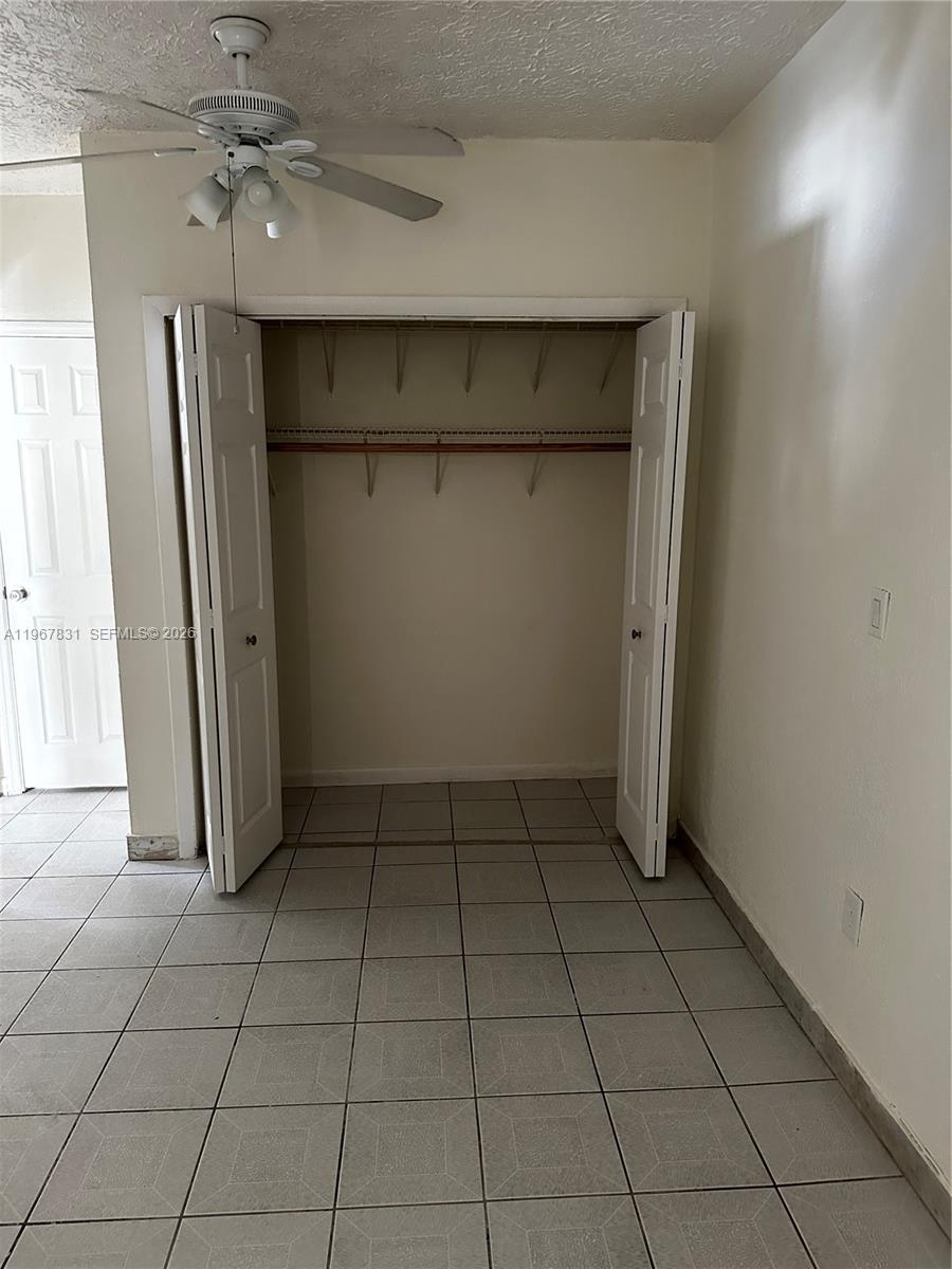   /  3244 кв.футов $ 2026-02-18 0 Фото