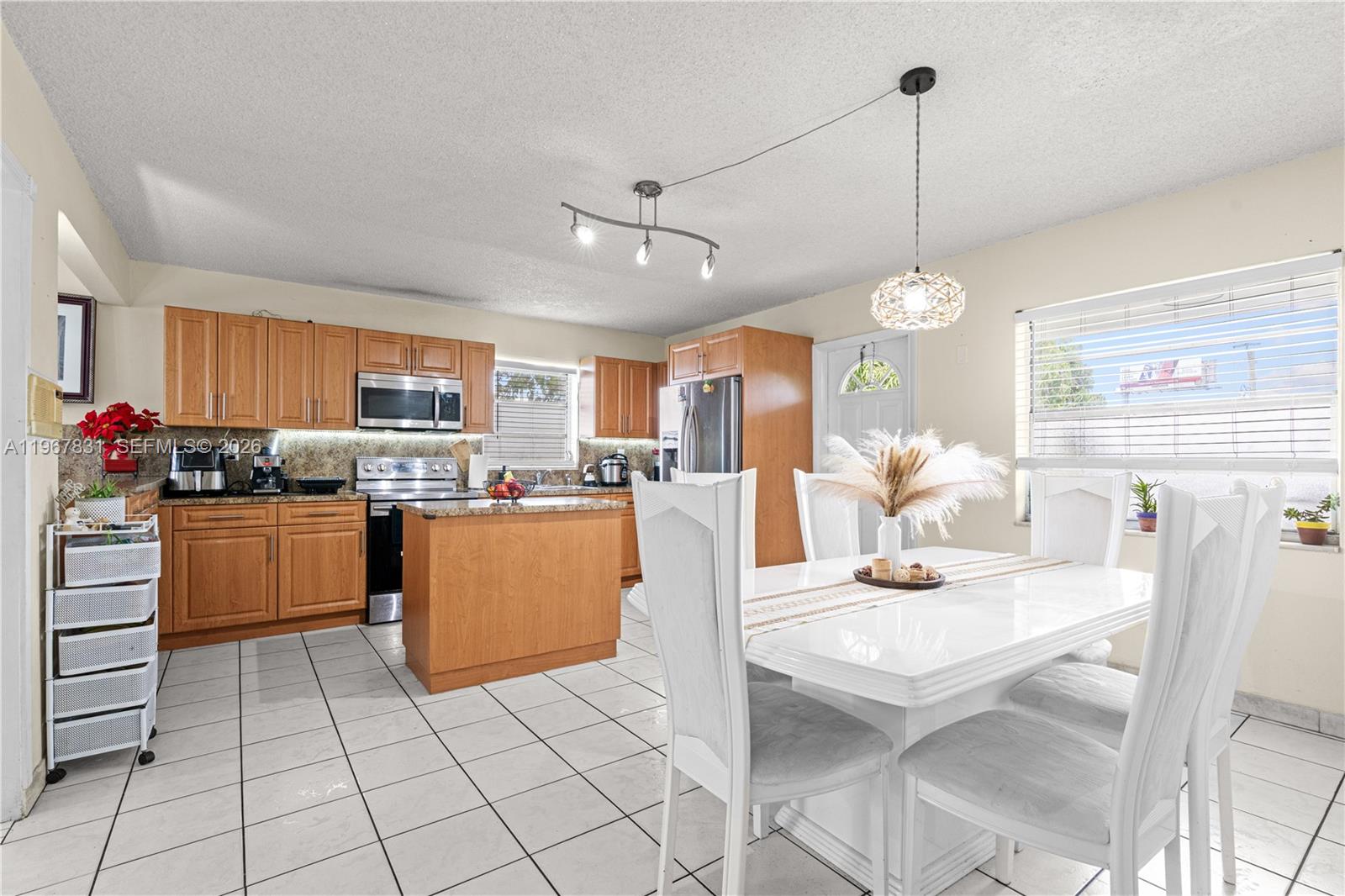   /  3244 sq. ft. $ 2026-02-18 0 Photo