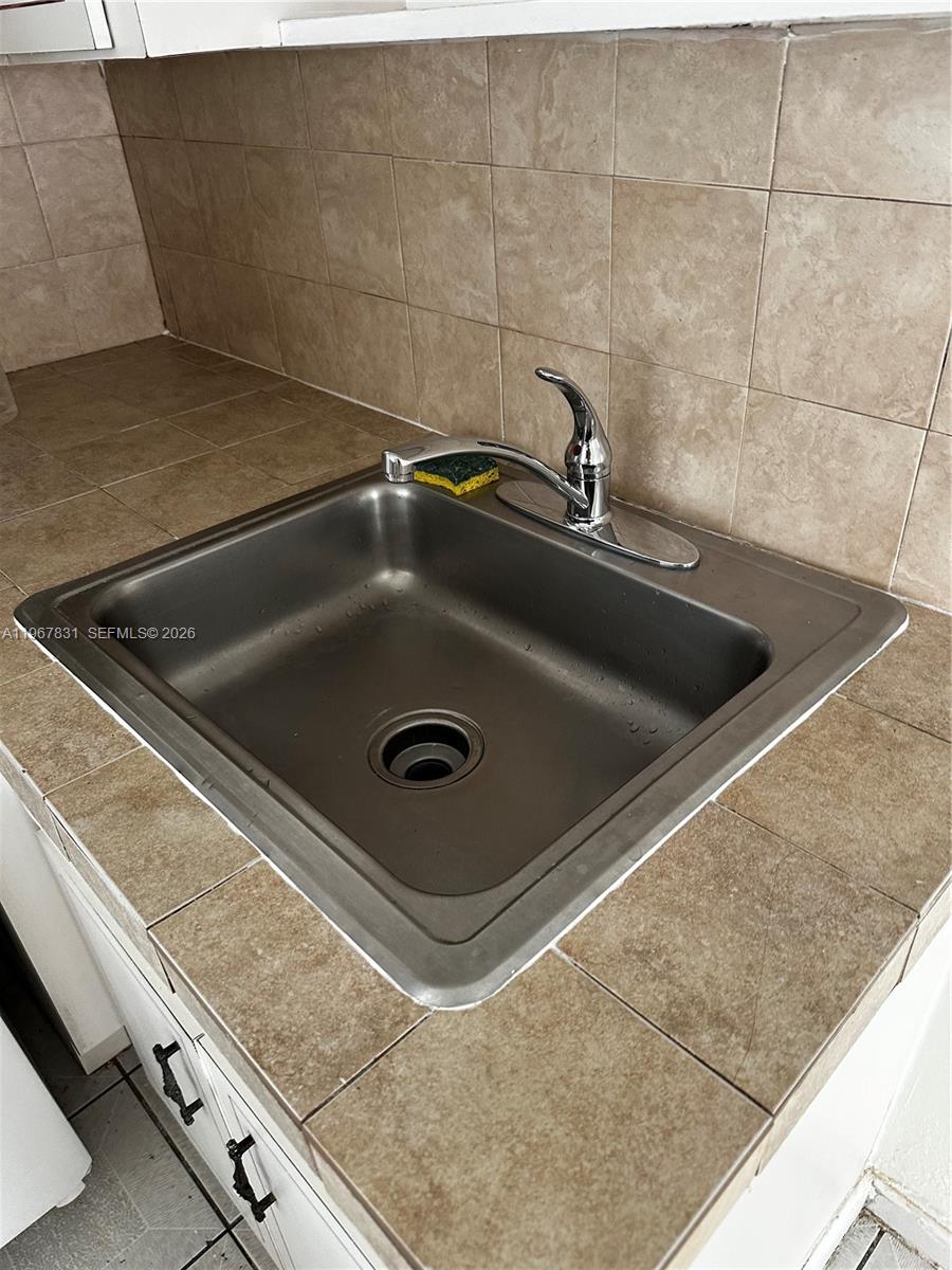   /  3244 кв.футов $ 2026-02-18 0 Фото