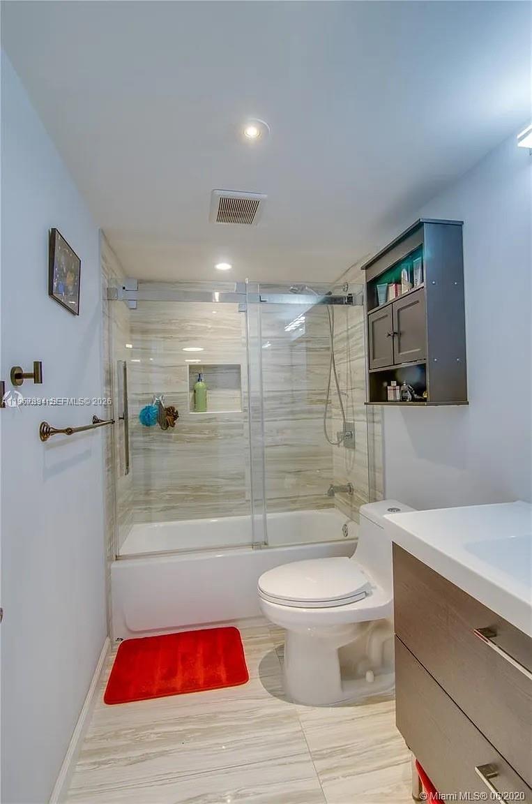 Photo of 219 14th Ave  #307, Hallandale Beach, Florida, 33009 - 