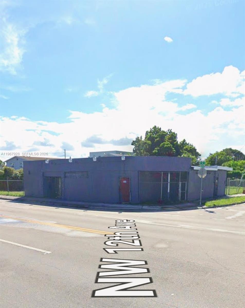   /   sq. ft. $ 2026-02-18 0 foto