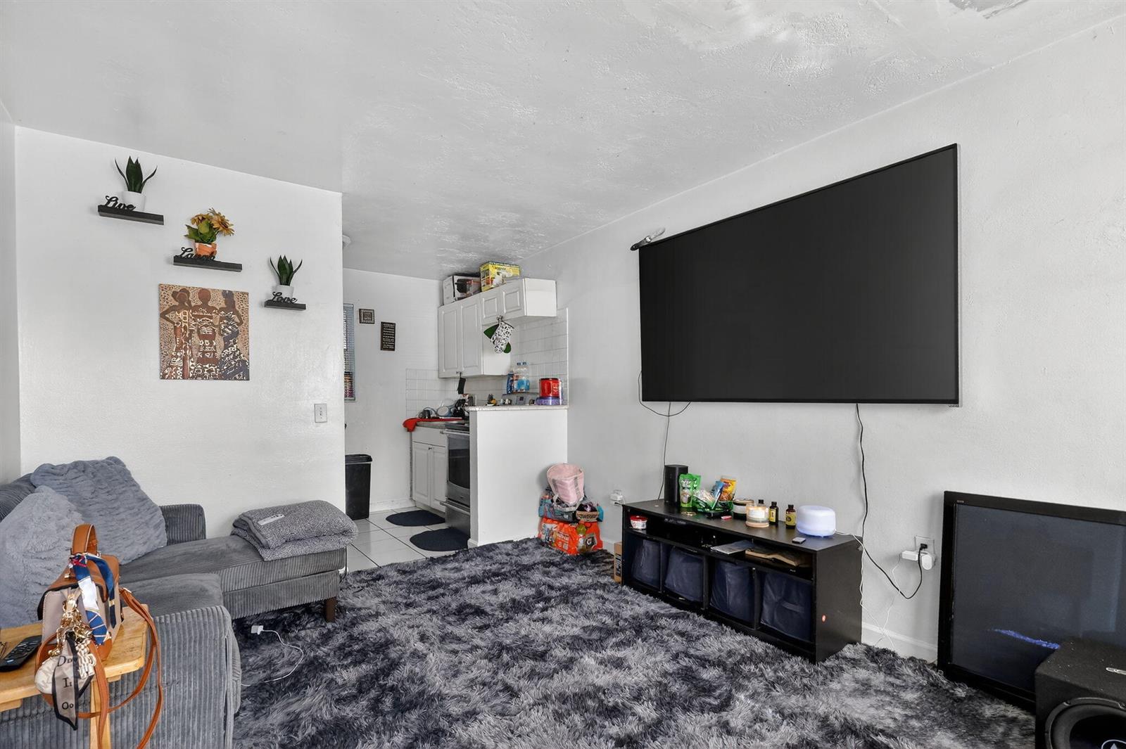 See details 1-5 / 5 sq. ft. $ 2026-06-12 0 Photo