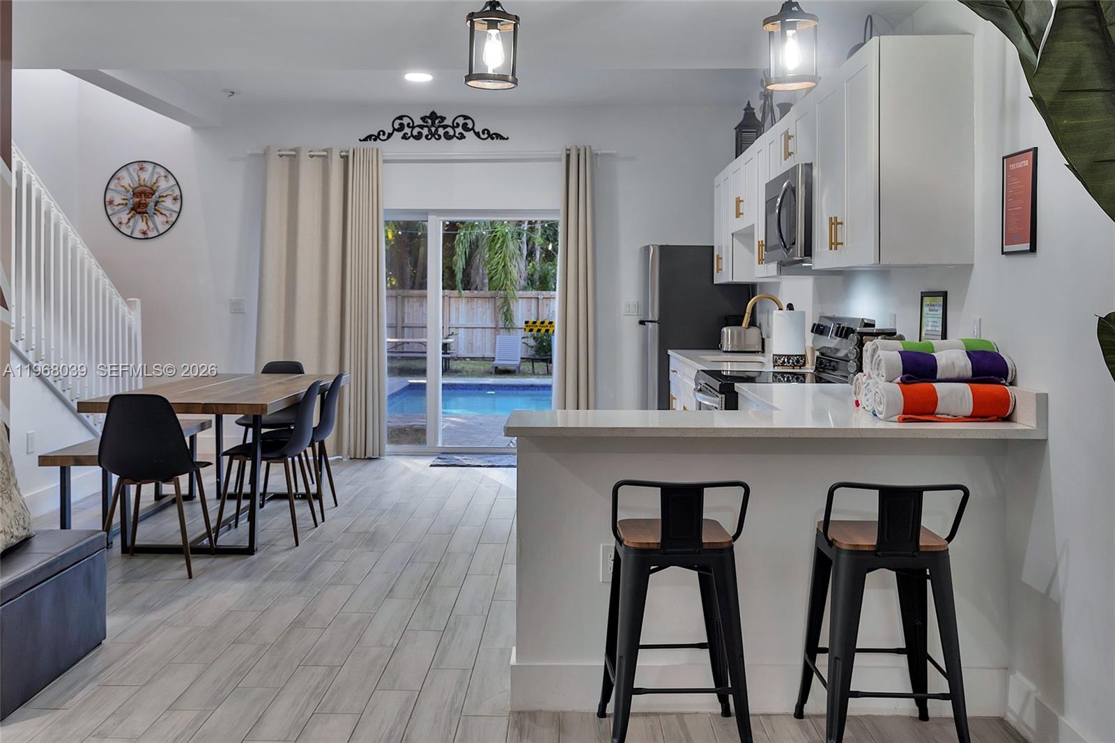   /  5800 кв.футов $ 2026-02-18 0 Фото