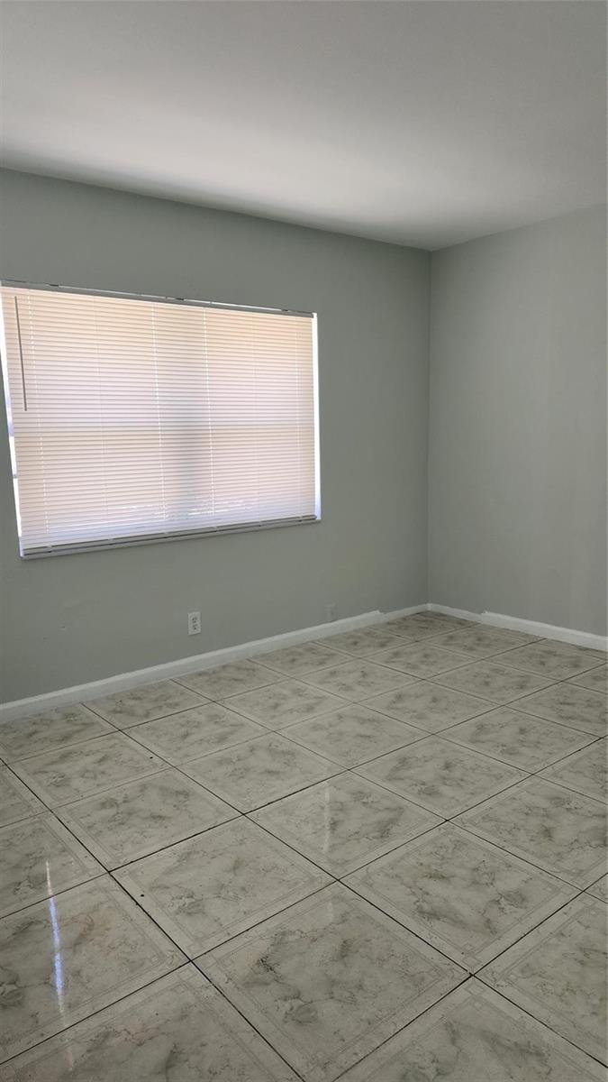 Ver detalles / 0 2498 sq. ft. $ 2026-06-09 0 foto