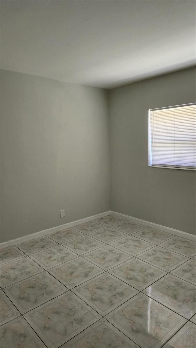 Ver detalles / 0 2498 sq. ft. $ 2026-06-09 0 foto