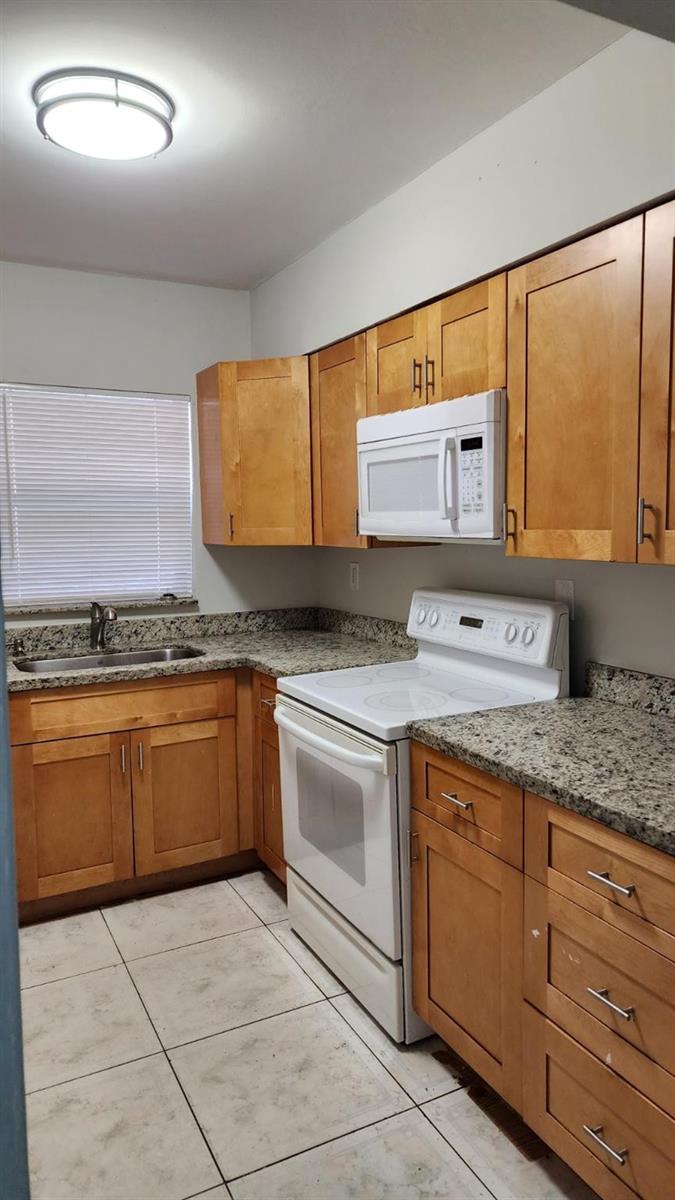 Ver detalles / 0 2498 sq. ft. $ 2026-06-09 0 foto