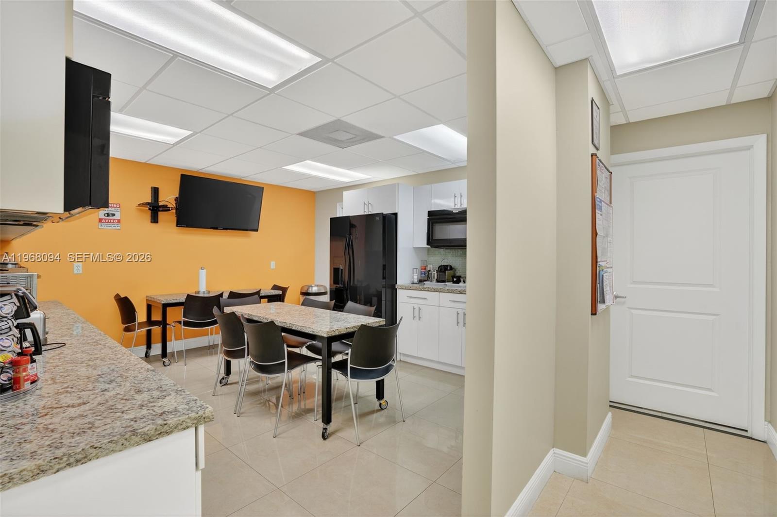 A-202 & A-204  /   кв.футов $ 2026-02-18 0 Фото