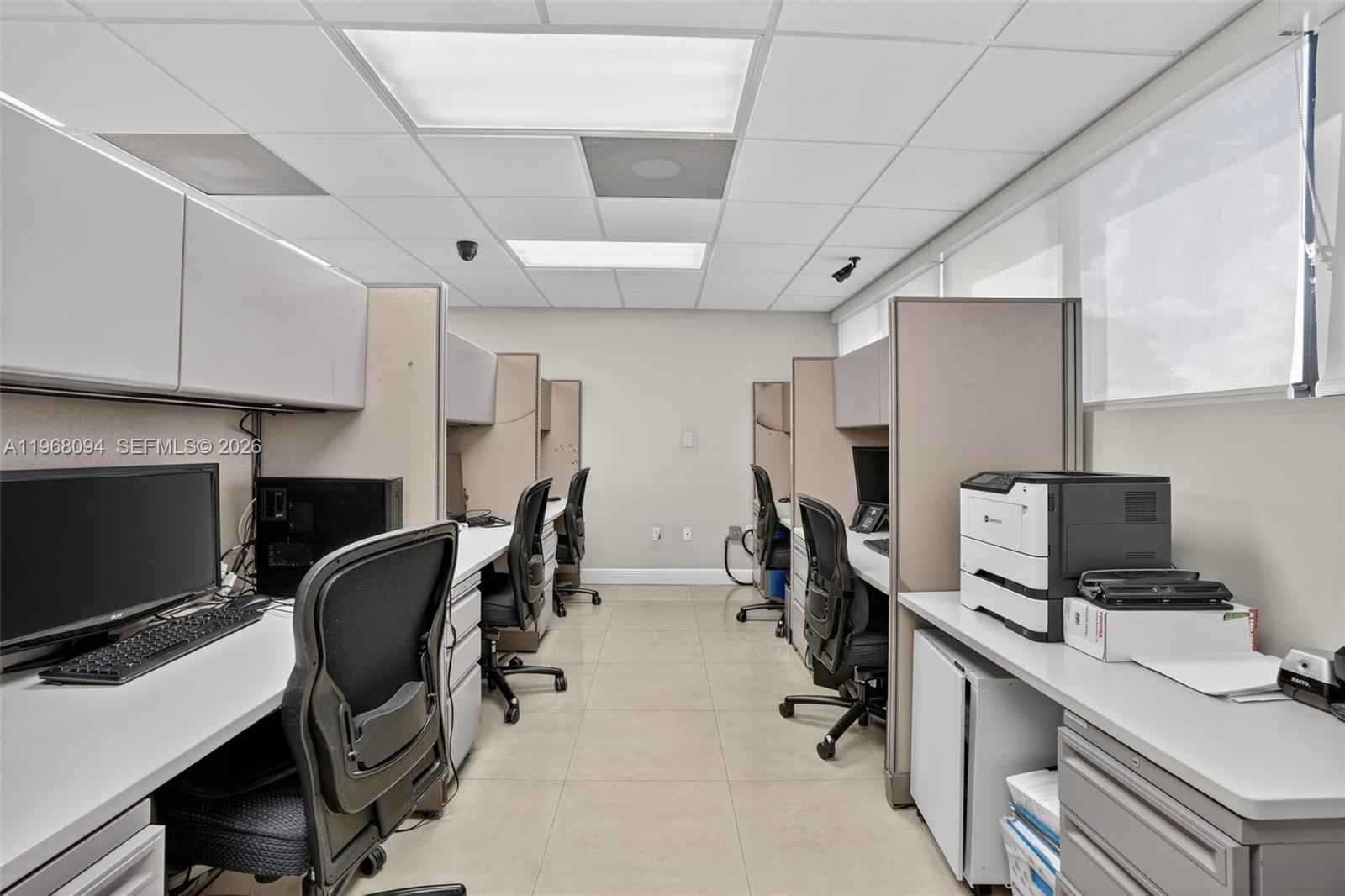 A-202 & A-204  /   кв.футов $ 2026-02-18 0 Фото