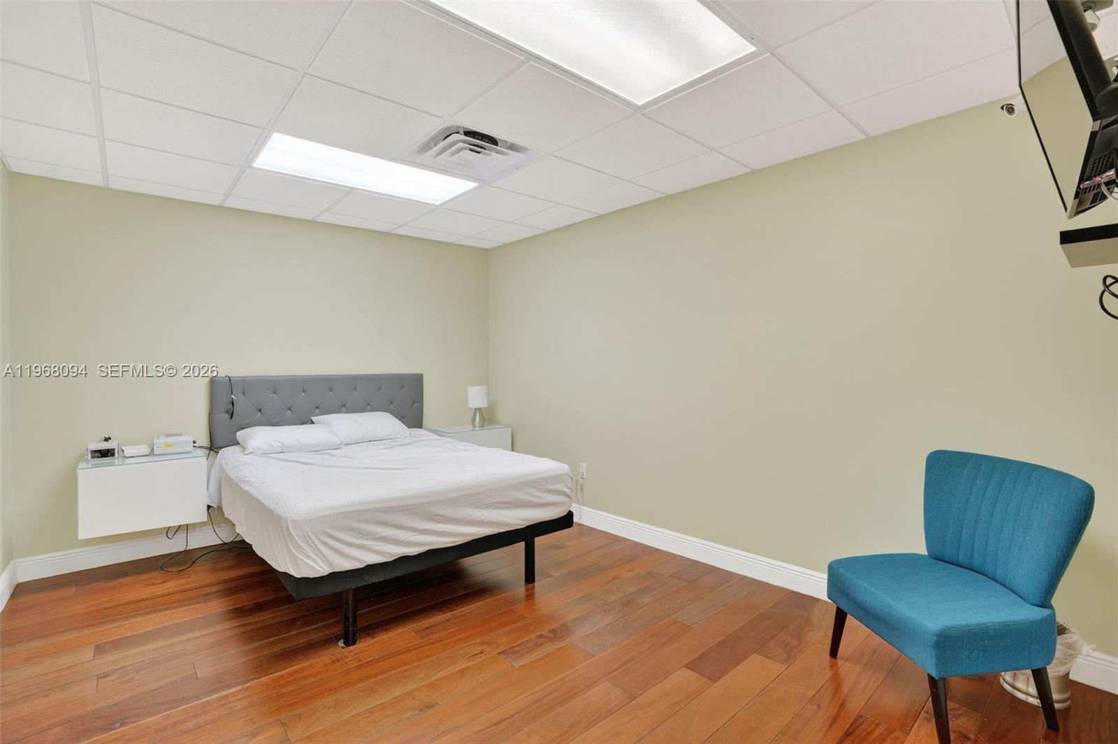 A-202 & A-204  /   кв.футов $ 2026-02-18 0 Фото