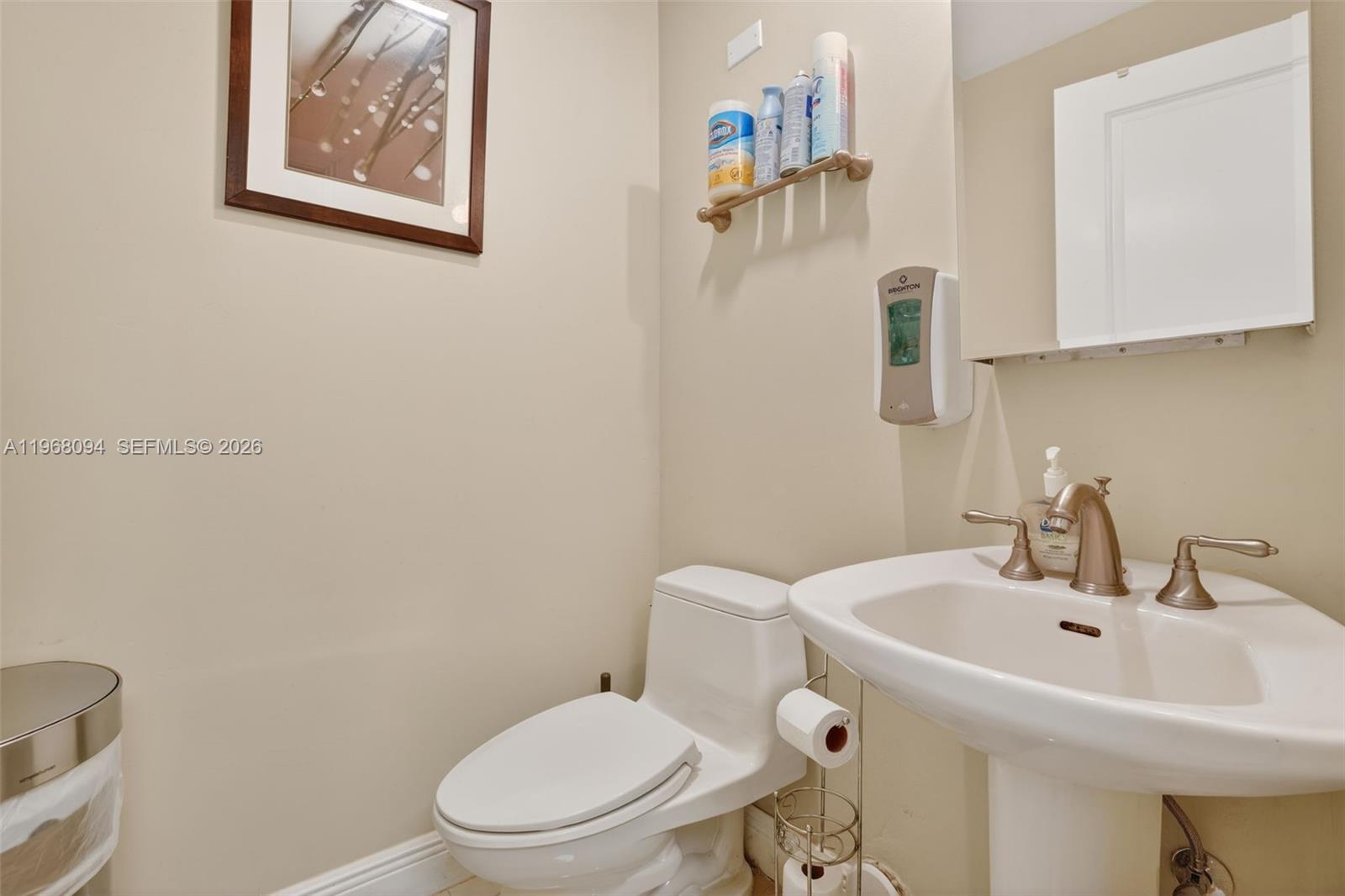 A-202 & A-204  /   кв.футов $ 2026-02-18 0 Фото