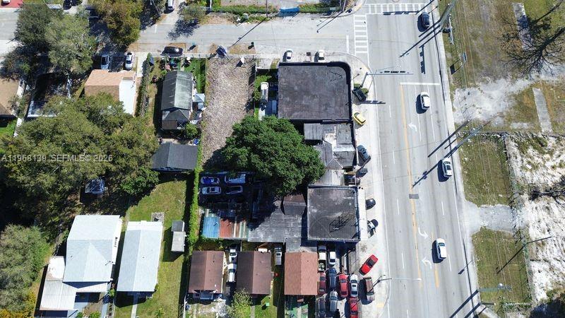   /   кв.футов $ 2026-02-18 0 Фото