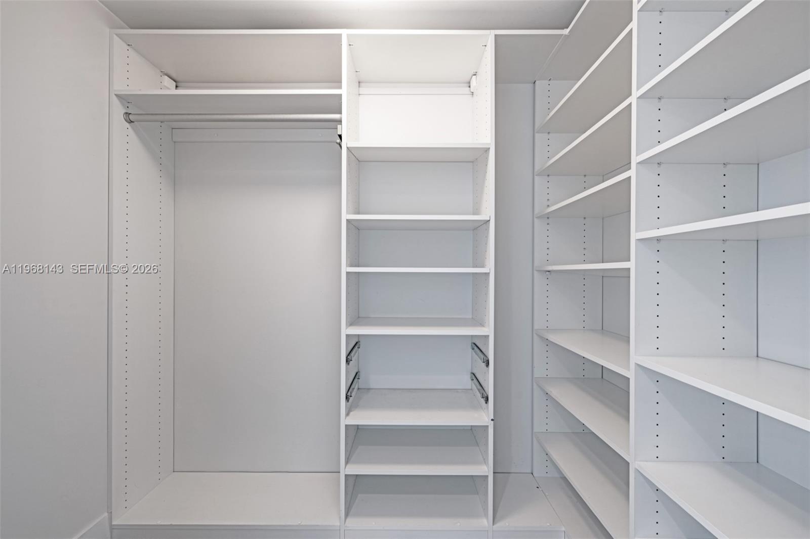 Photo of 3301 183  #2209, Aventura, Florida, 33160 - 