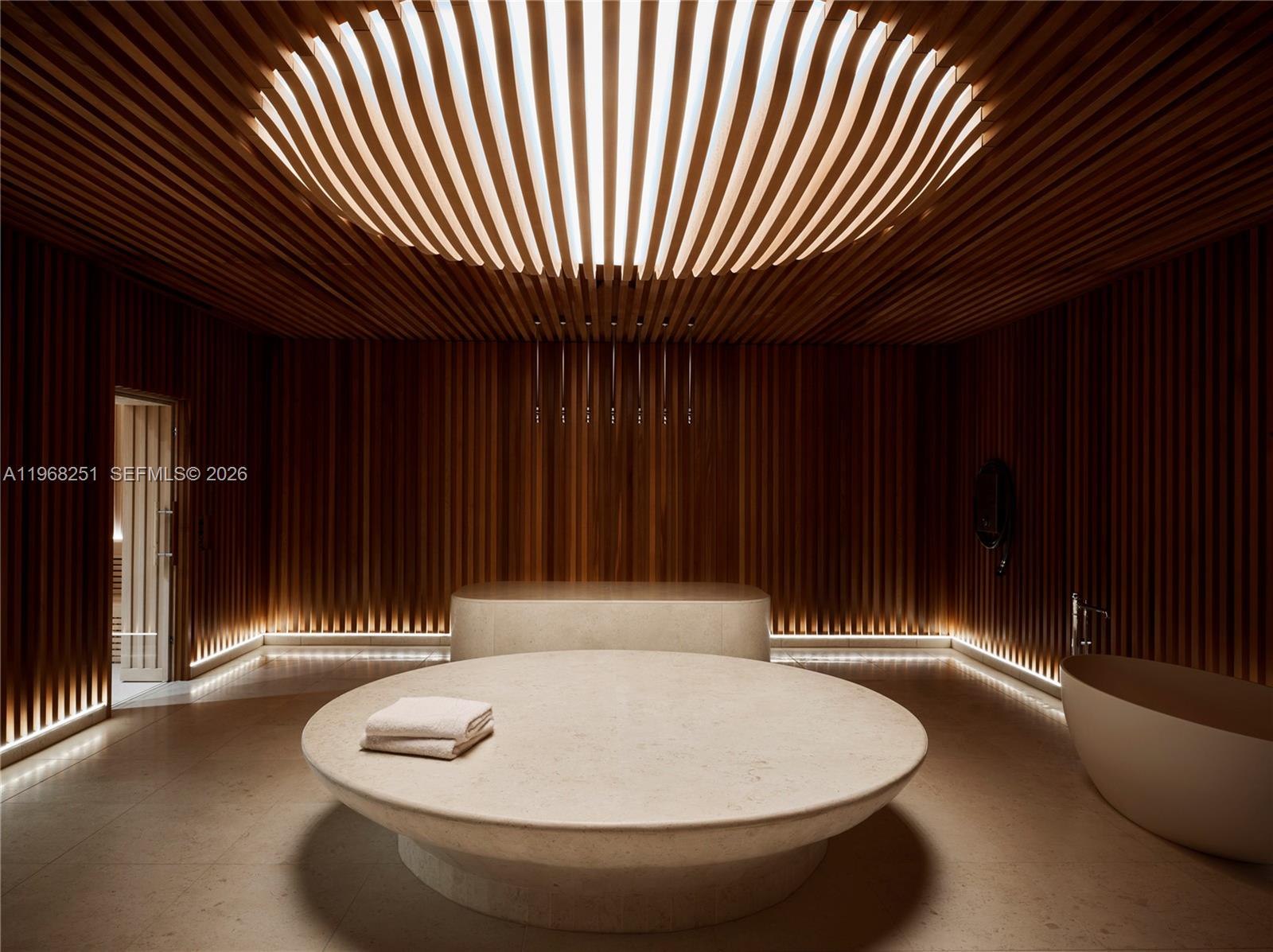 Ver detalles 606 2 / 3 1602 sq. ft. $ 2026-02-19 0 foto