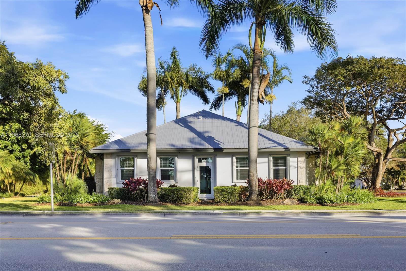   /   кв.футов $ 2026-02-19 0 Фото