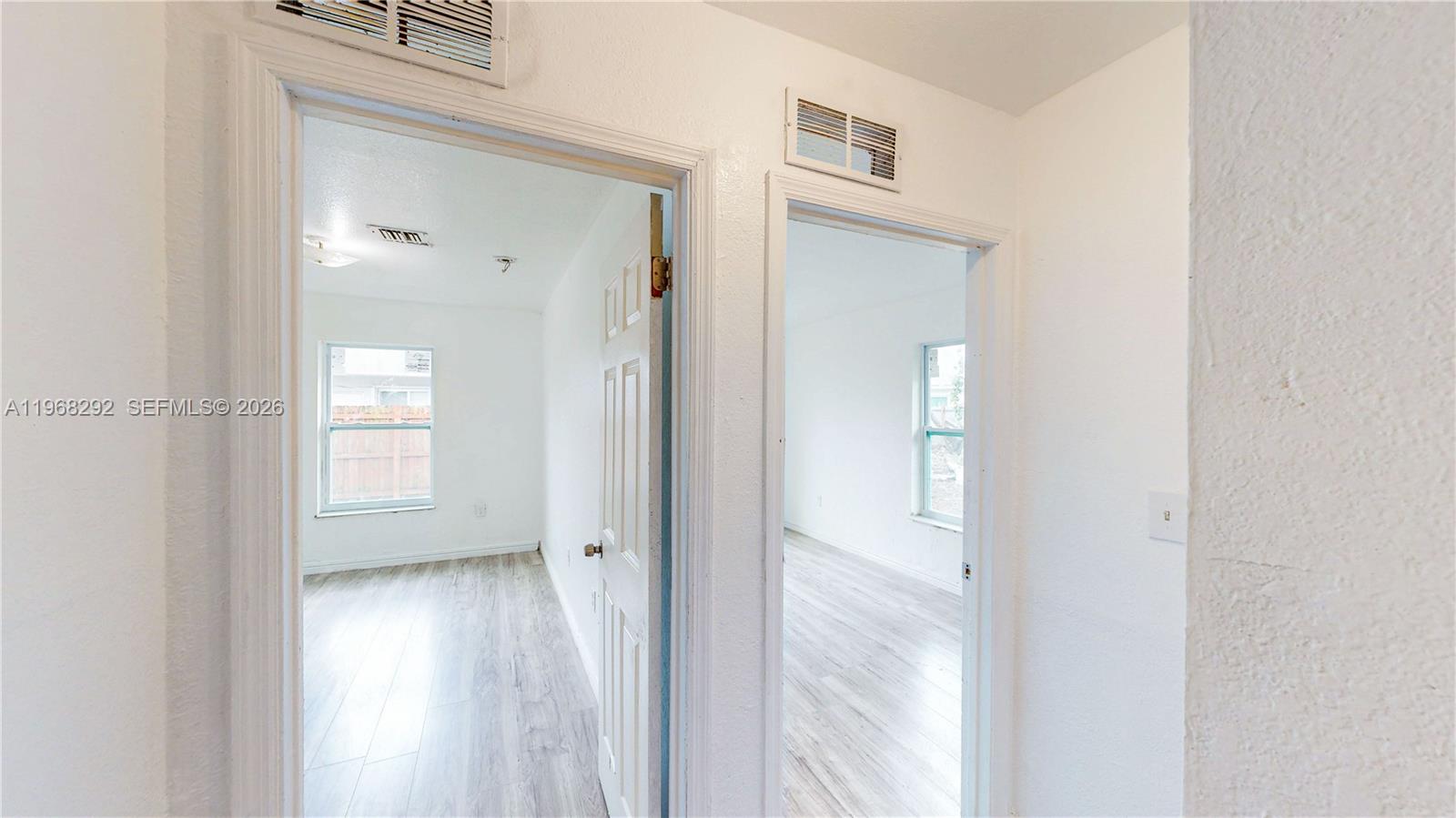   /  3444 кв.футов $ 2026-02-19 0 Фото