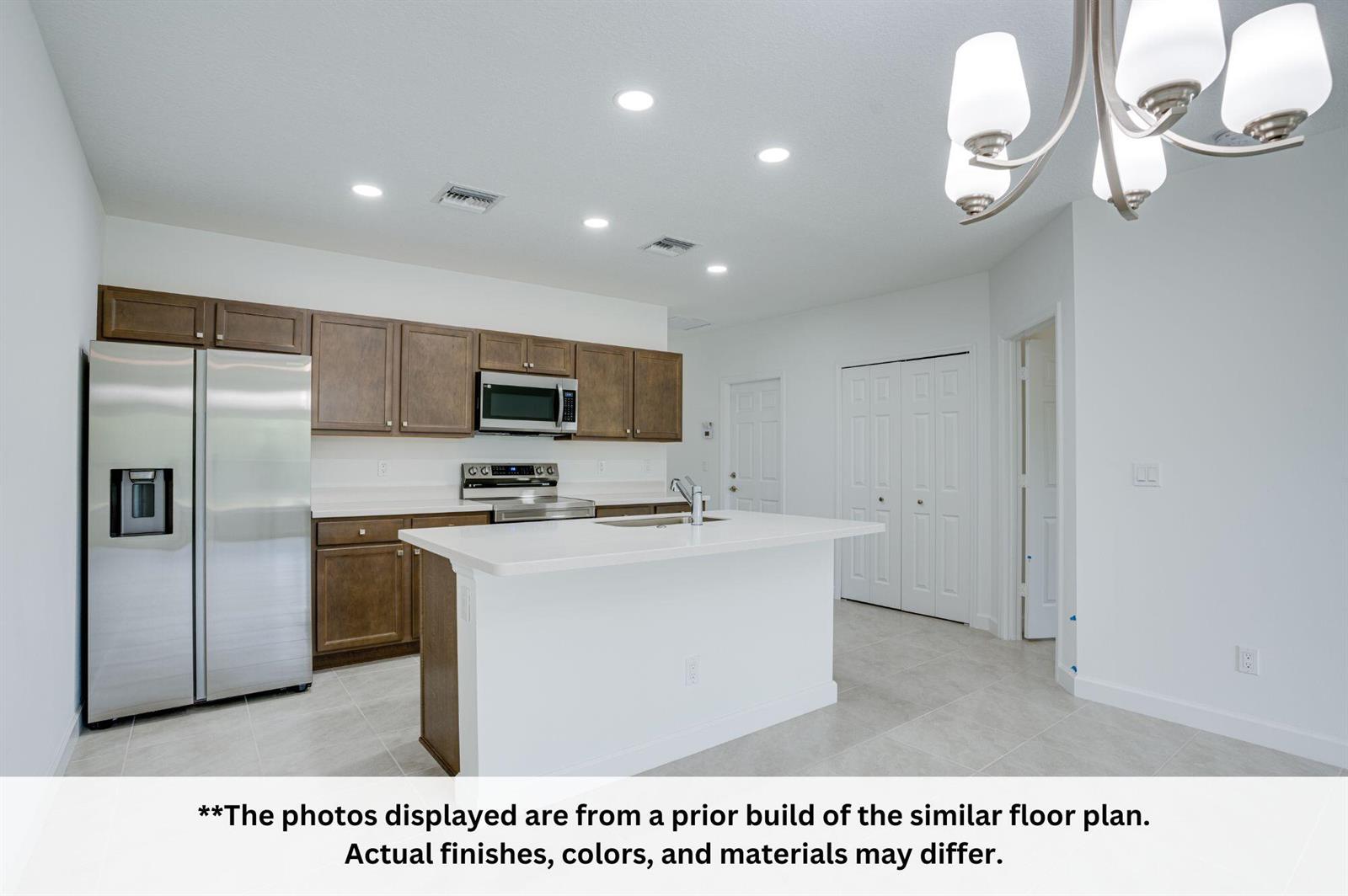 Ver detalles / 4 2372 sq. ft. $ 2026-06-17 0 foto