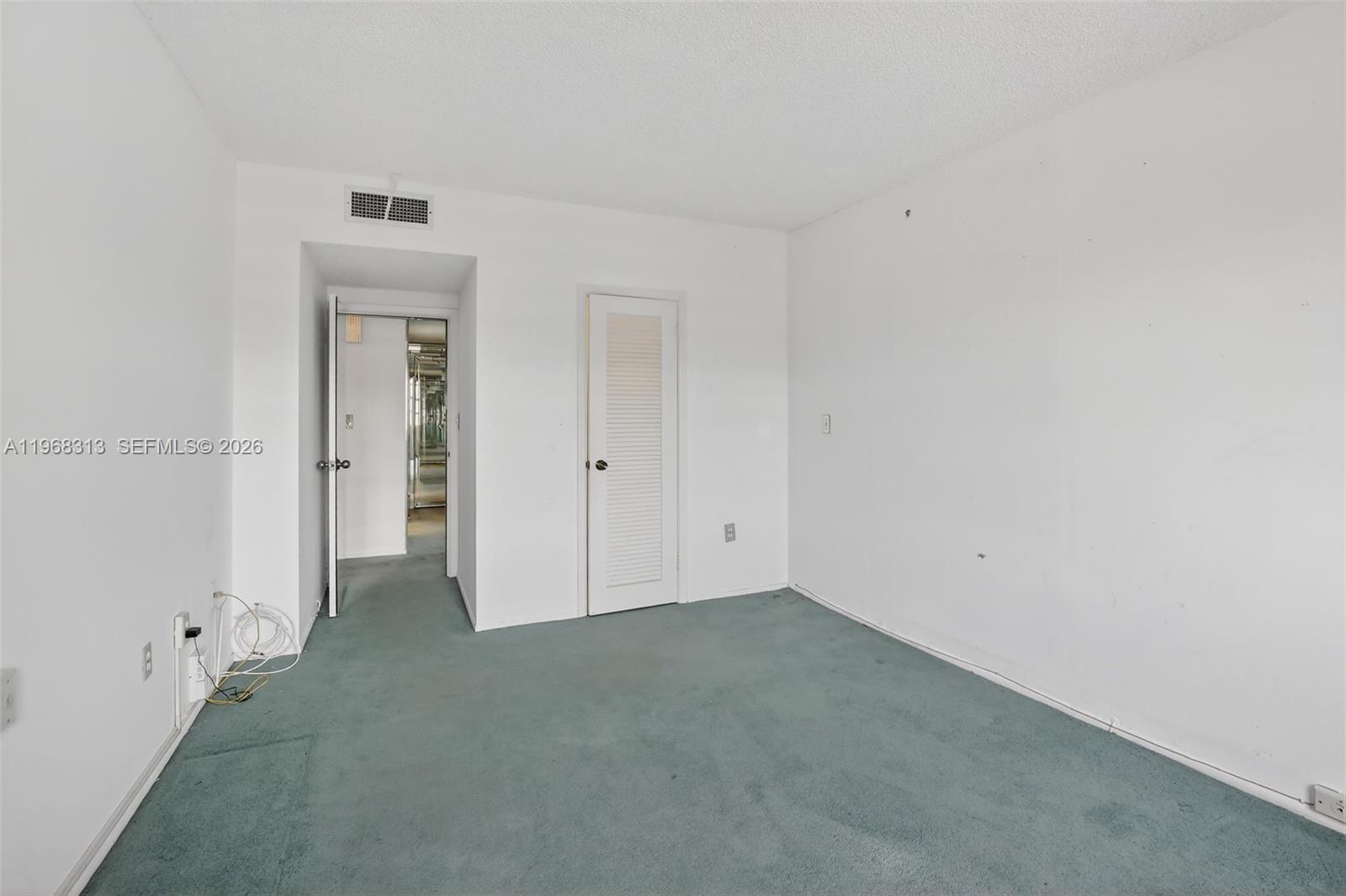 21E 3 / 3 1780 sq. ft. $ 2026-02-19 0 Photo