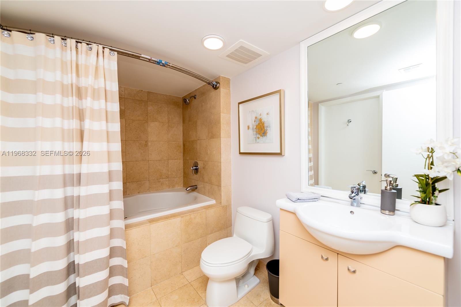 2907 1 / 1 871 sq. ft. $ 2026-02-19 0 foto