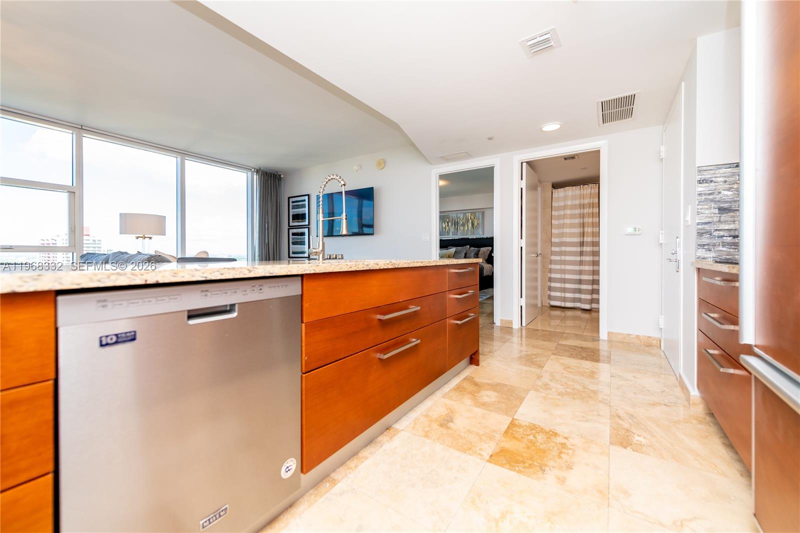 2907 1 / 1 871 sq. ft. $ 2026-02-19 0 foto