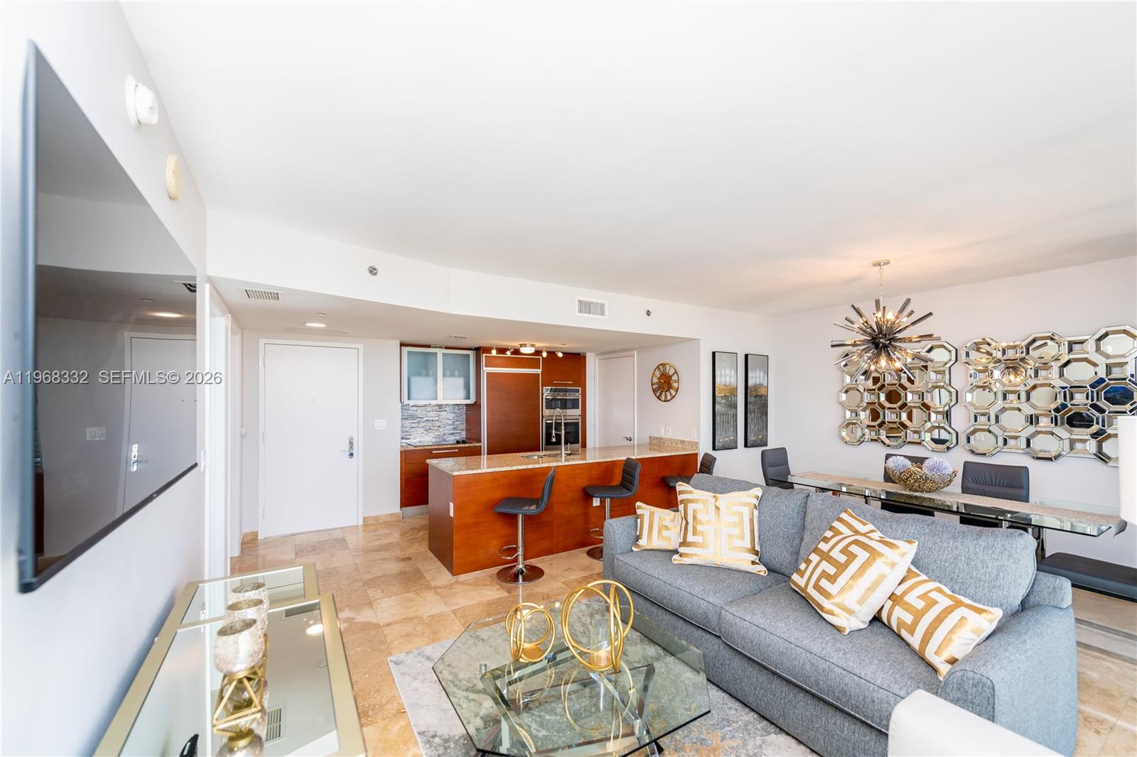 2907 1 / 1 871 sq. ft. $ 2026-02-19 0 foto
