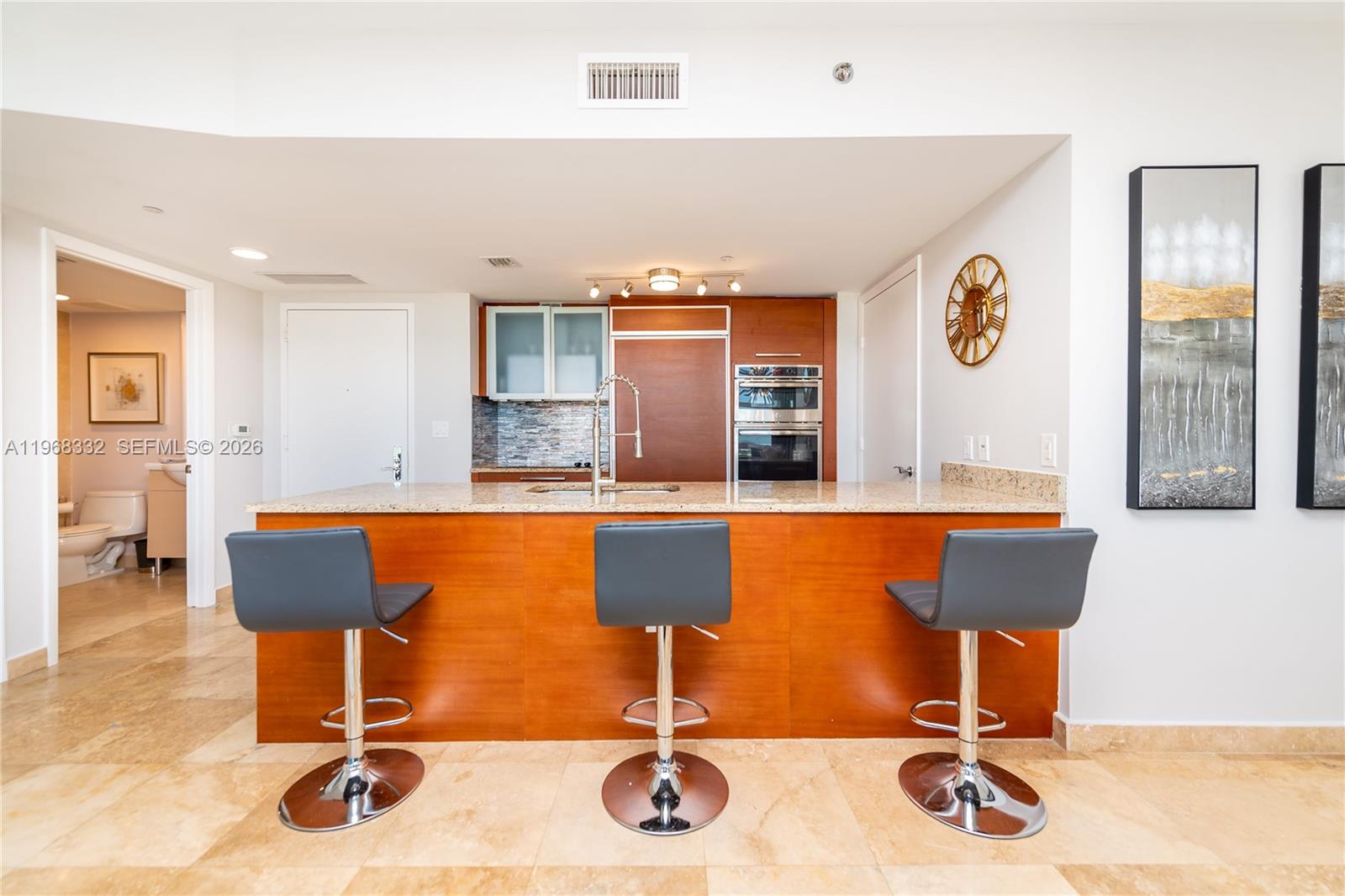 2907 1 / 1 871 sq. ft. $ 2026-02-19 0 foto