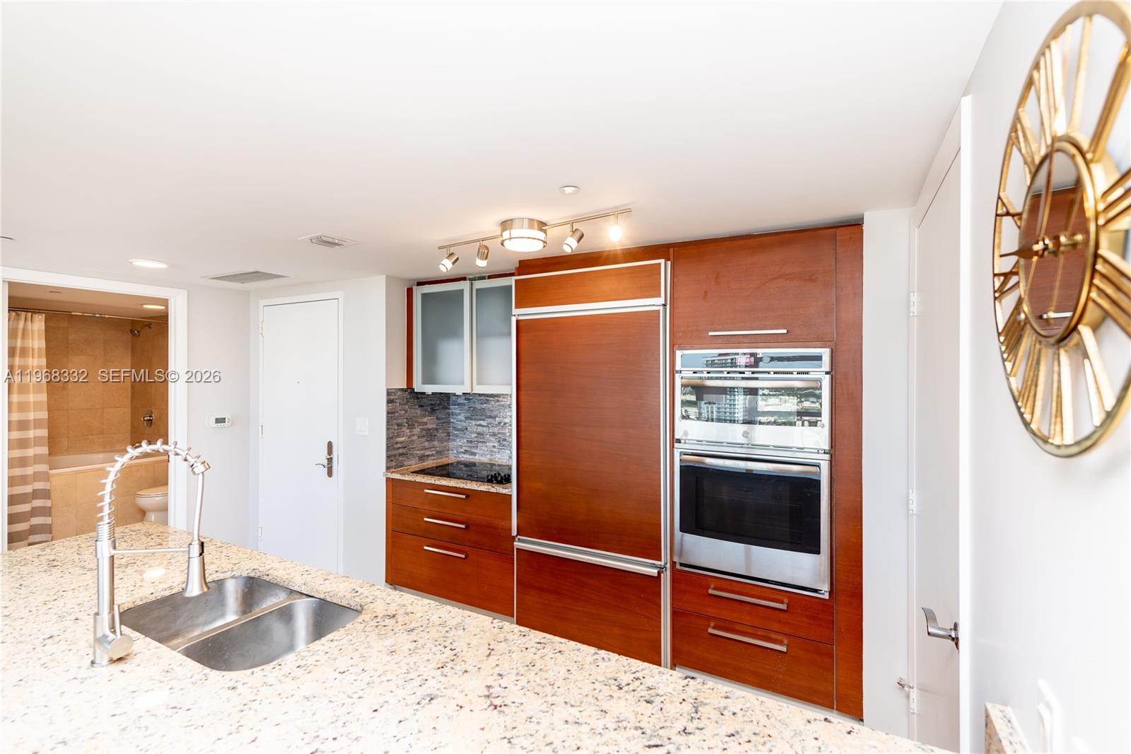 2907 1 / 1 871 sq. ft. $ 2026-02-19 0 foto