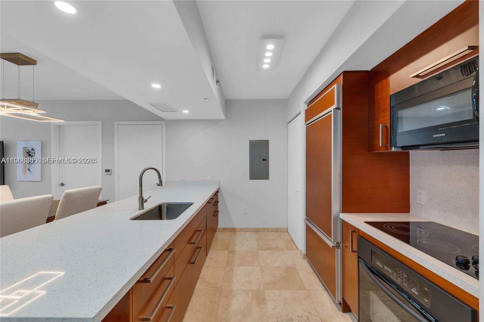 3510 2 / 2 1337 sq. ft. $ 2026-05-27 0 foto