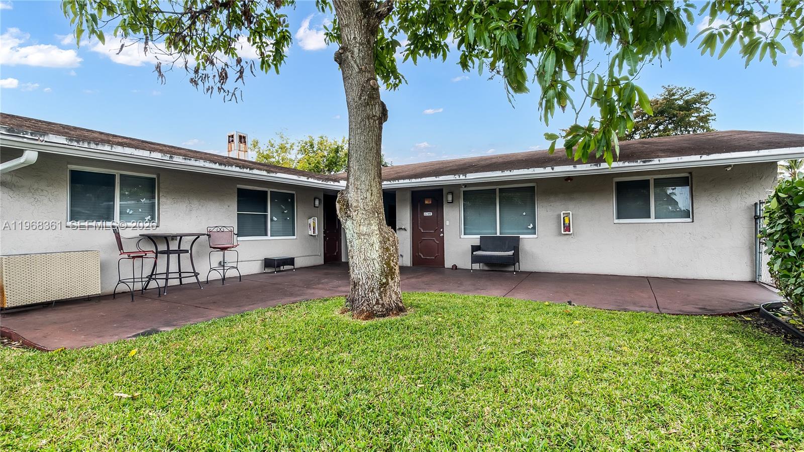   /   кв.футов $ 2026-02-19 0 Фото