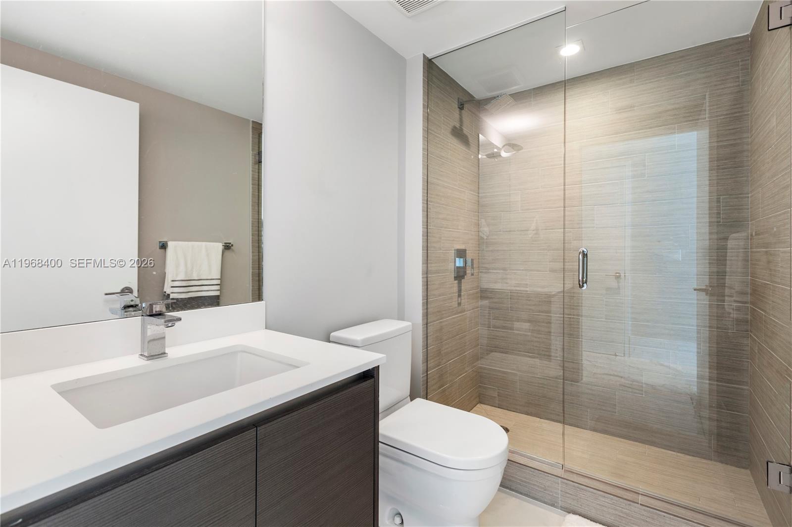 See details 4-806 2 / 3 1524 sq. ft. $ 2026-02-19 0 Photo