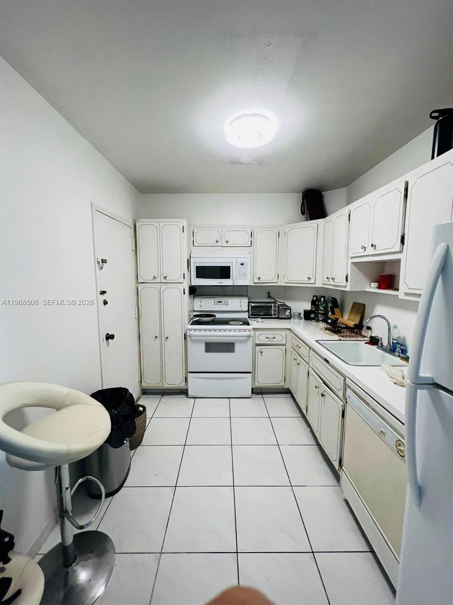1417 1 / 2 762 sq. ft. $ 2026-02-19 0 foto