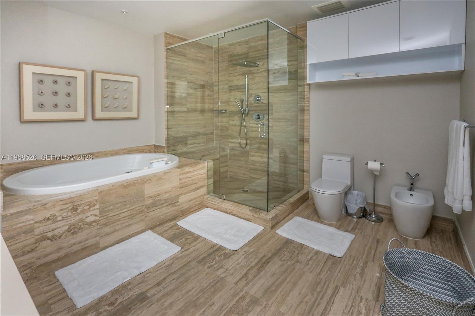 Подробнее 1102 3 / 4 1979 кв.футов $ 2026-02-19 0 Фото